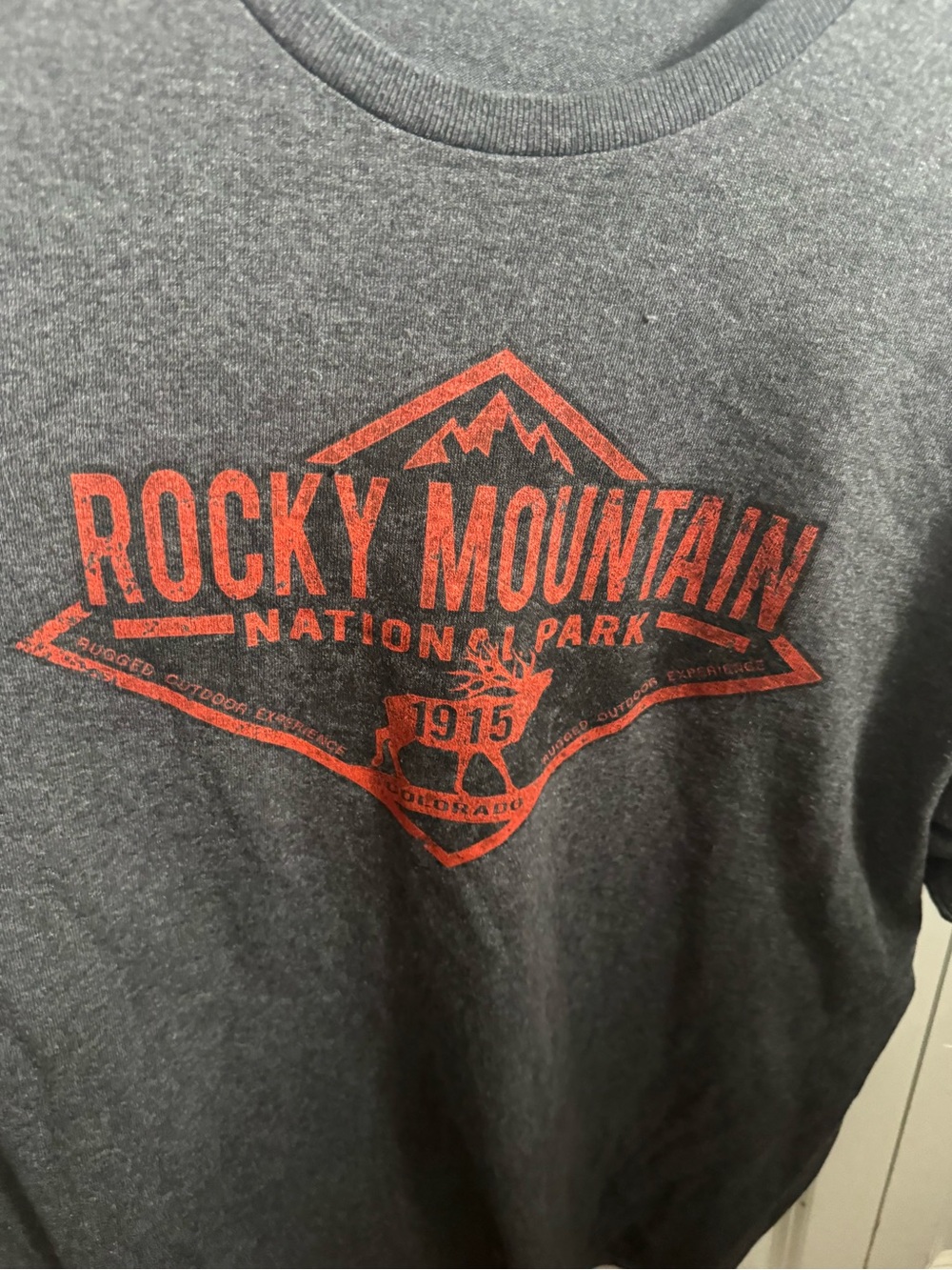 🌟 4 for $20 Sale!! 
Rocky Mountain National Park Graphic T-Shirt - Gray with Red